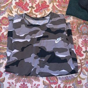 Nike Tee